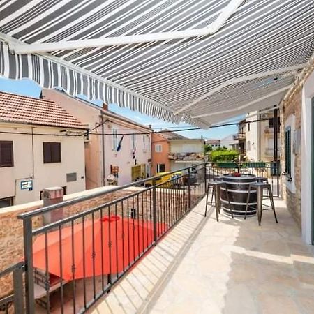 Kuca Za Odmor Megi Apartment Posedarje Ngoại thất bức ảnh