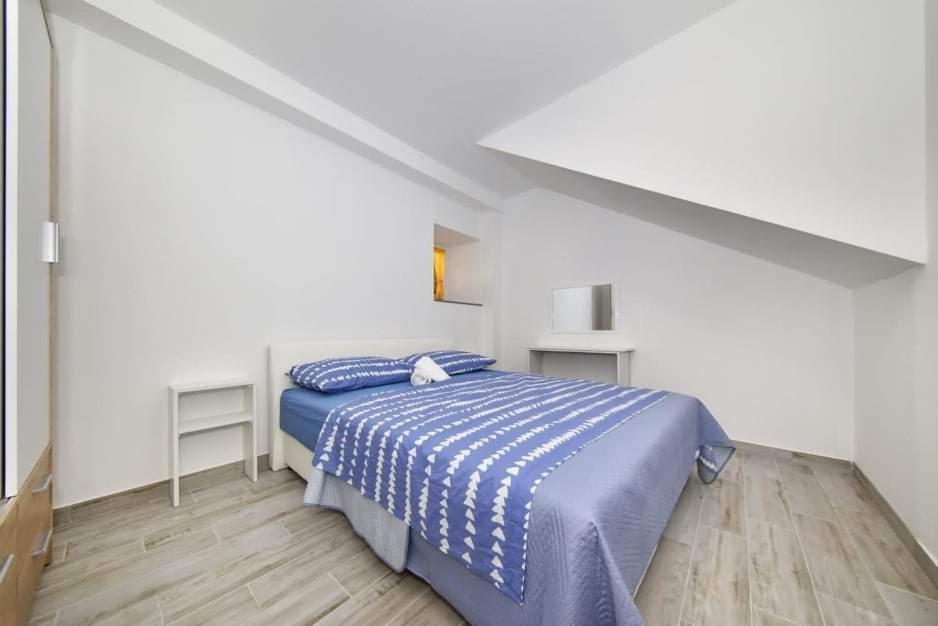 Kuca Za Odmor Megi Apartment Posedarje Ngoại thất bức ảnh